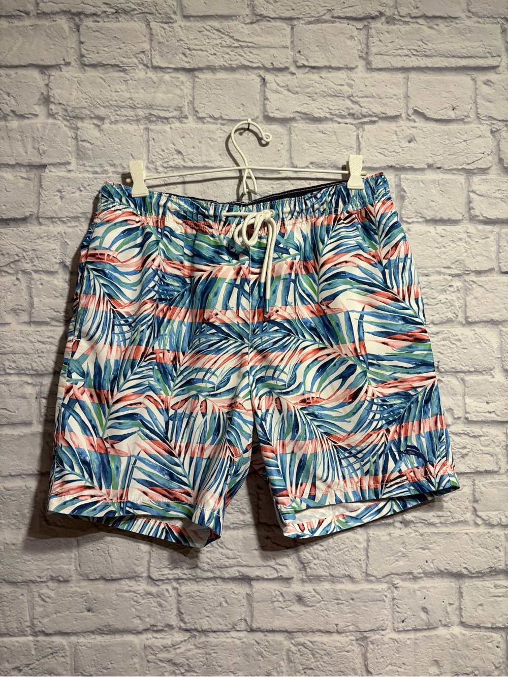 Tommy Bahama Tropical Leaf Swim Trunks in Blue/Green/Pink - Men's Medium